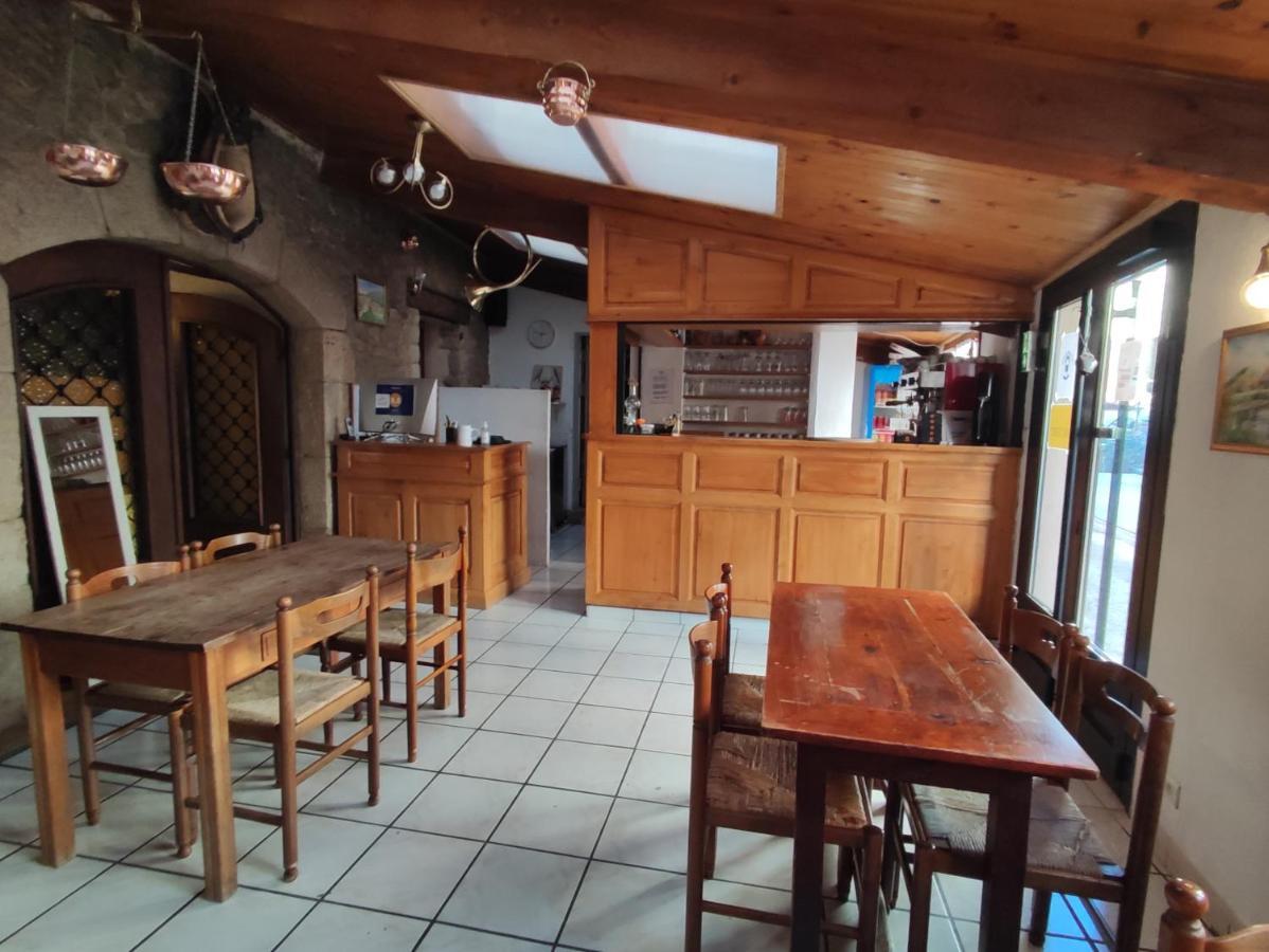 Auberge Lou Jas Soleilhas Εξωτερικό φωτογραφία